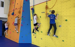 ESCALADE : Les enfants et les ados grimpent depuis le 14 septembre et les adultes depuis le 20 !