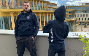 SWEATSHIRT LA  SAINT MANDÉENNE