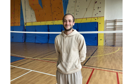 BADMINTON : NOUVEAU PROFESSEUR 